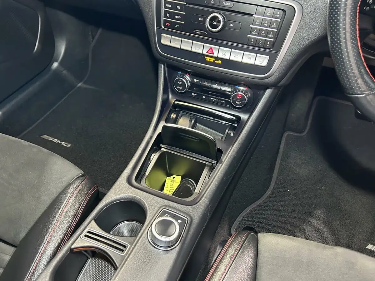 2019-mercedes-benz-gla-class-21d-gla-200d-amg-line-executivess-4matic-big-22