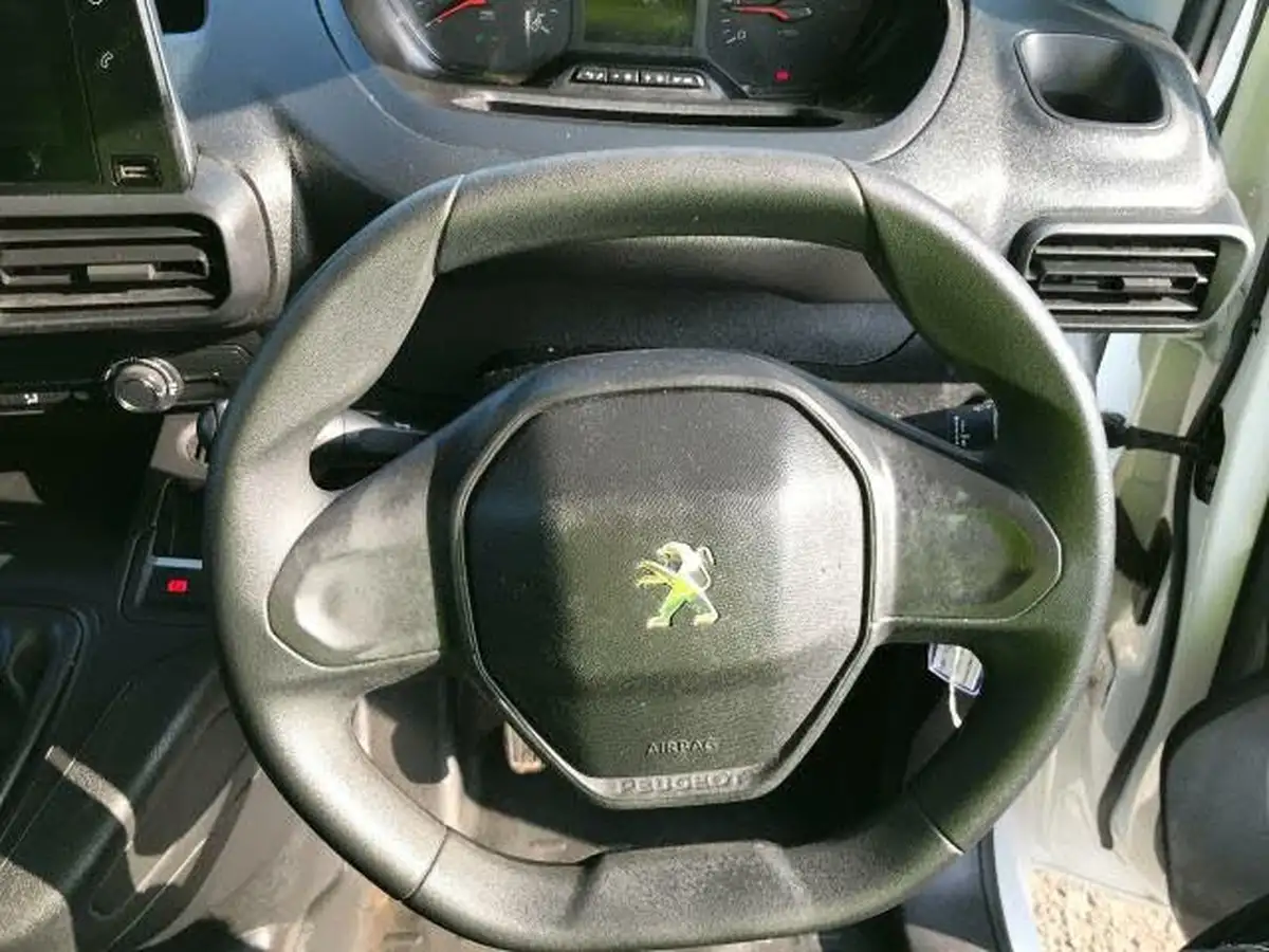 2021-peugeot-partner-15-bluehdi-1000-professional-100ps-eu6dt-panel-big-12