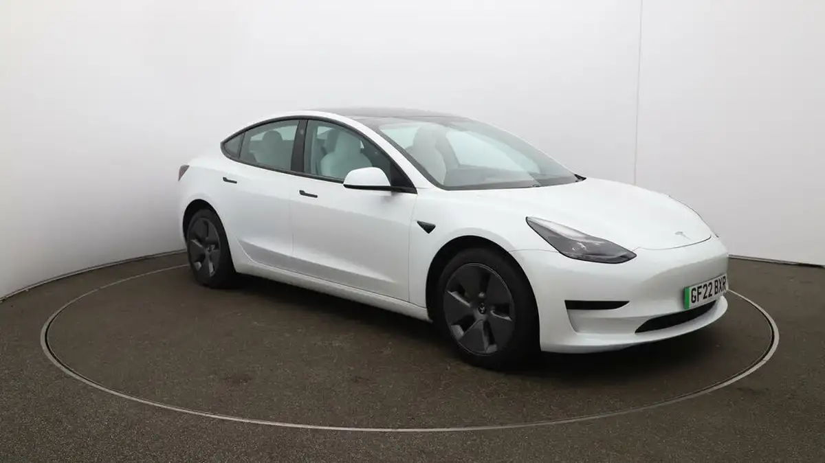 2021-tesla-model-3-e-standard-plus-big-1