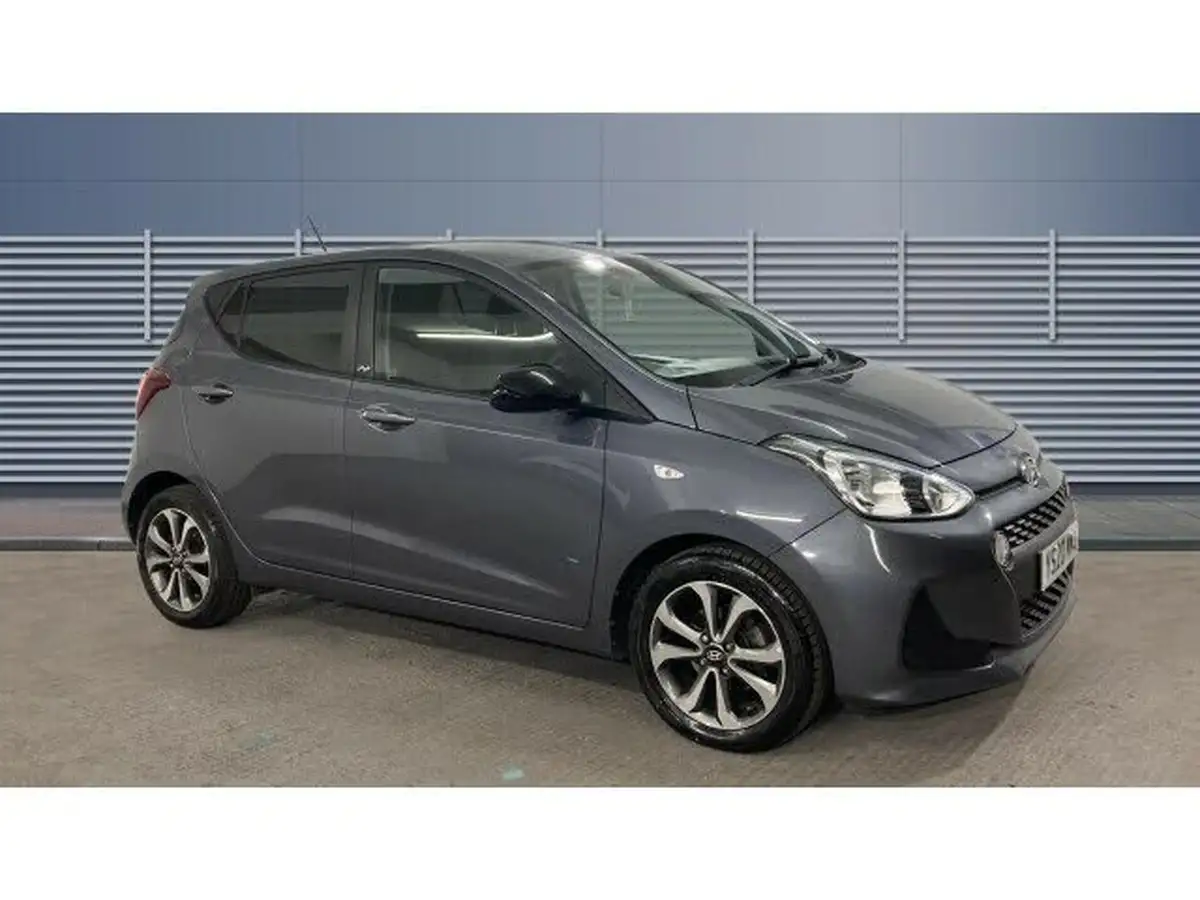 2020-hyundai-i10-10-play-big-0