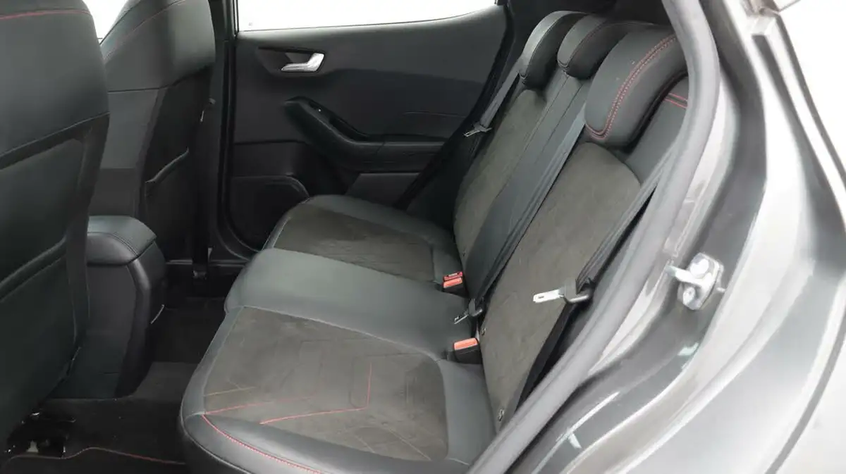 2022-ford-fiesta-10t-st-line-vignale-100ps-5d-big-16