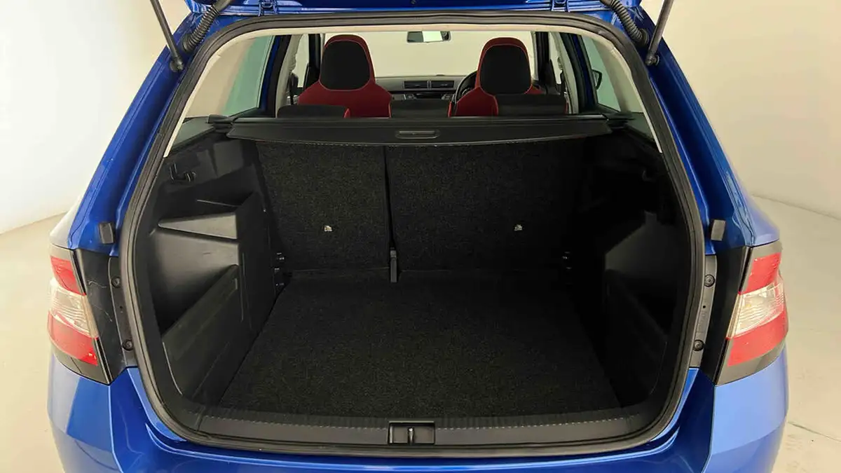 2018-skoda-fabia-10-tsi-monte-carlo-109ps-ss-estate-big-11