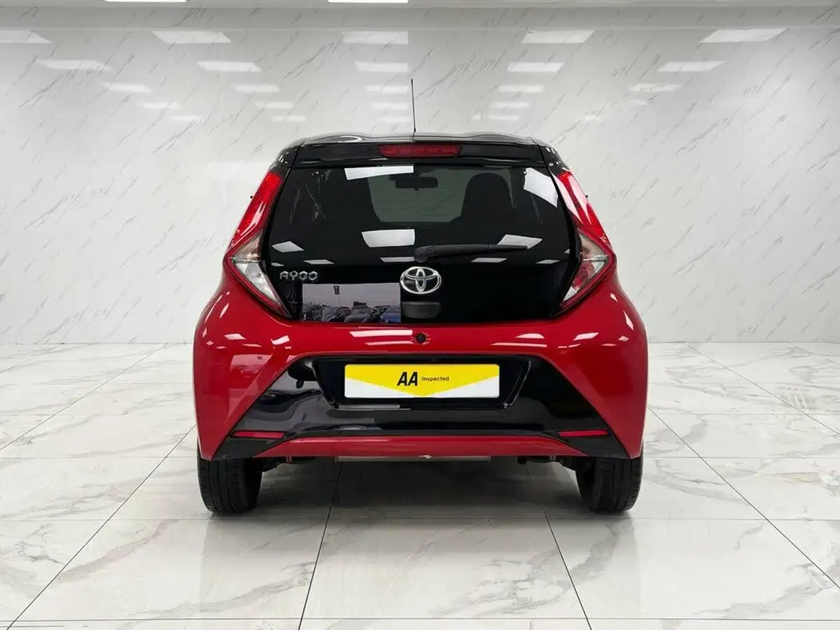 2021-toyota-aygo-10-vvt-i-x-clusiv-big-7
