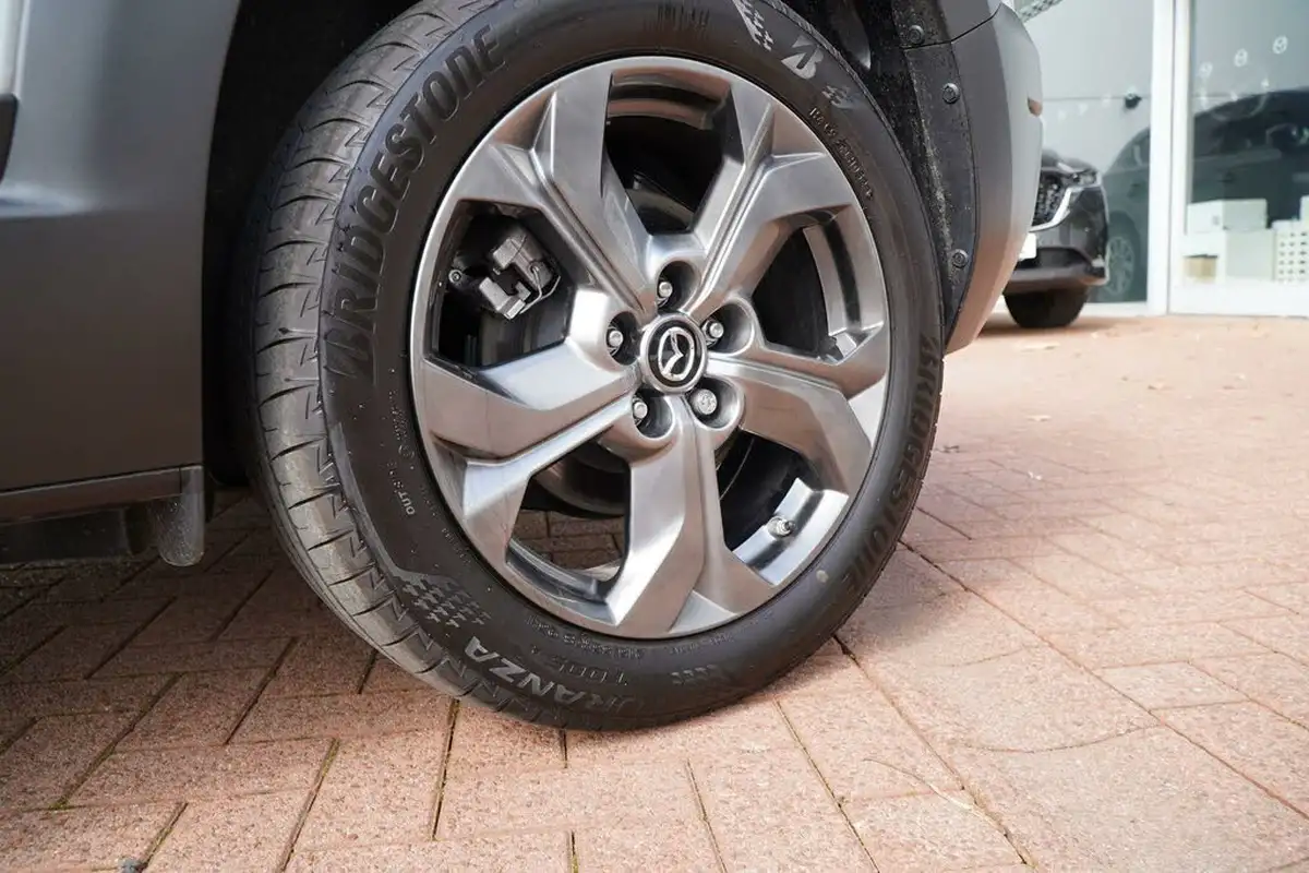 2023-mazda-mx-30-e-exclusive-line-145ps-0cc-big-34
