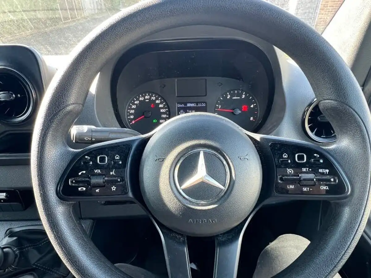 2020-mercedes-benz-sprinter-21cdi-314-l2h1-panel-van-fwd-big-63