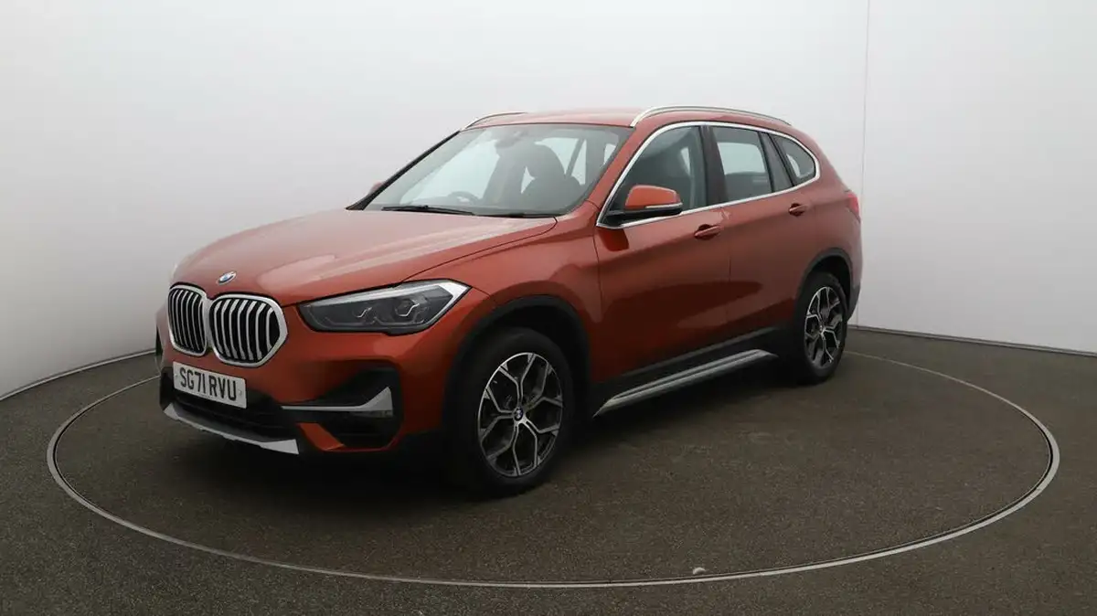 2021-bmw-x1-20-xdrive20i-xline-big-3