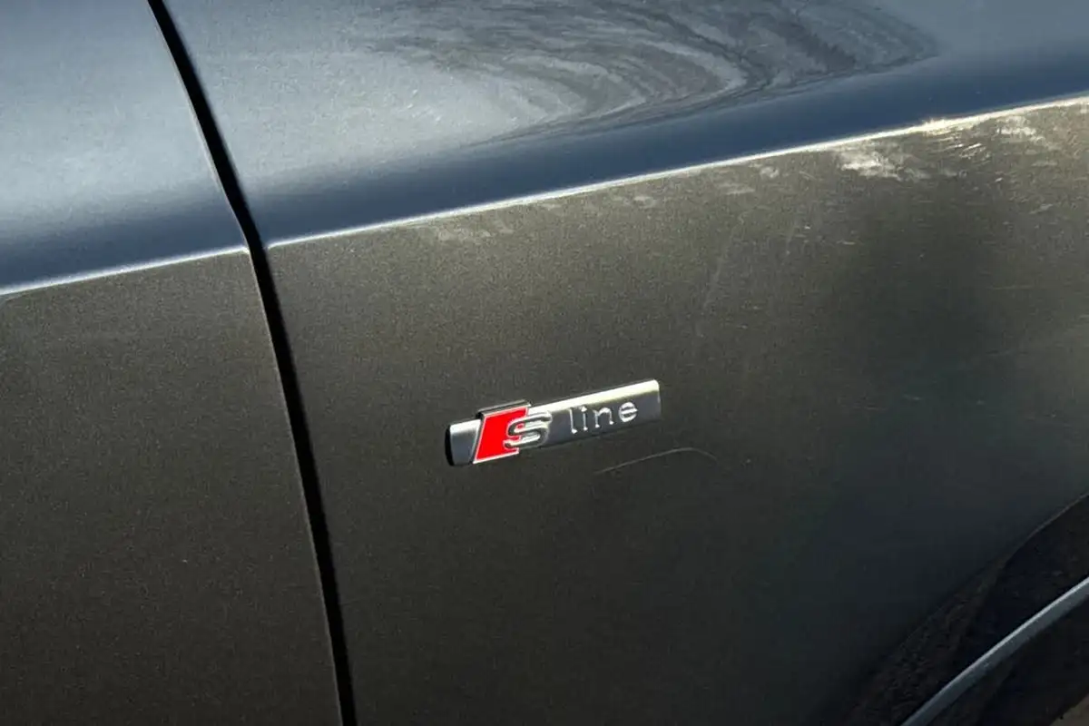 2017-audi-q3-14-tfsi-s-line-edition-big-27
