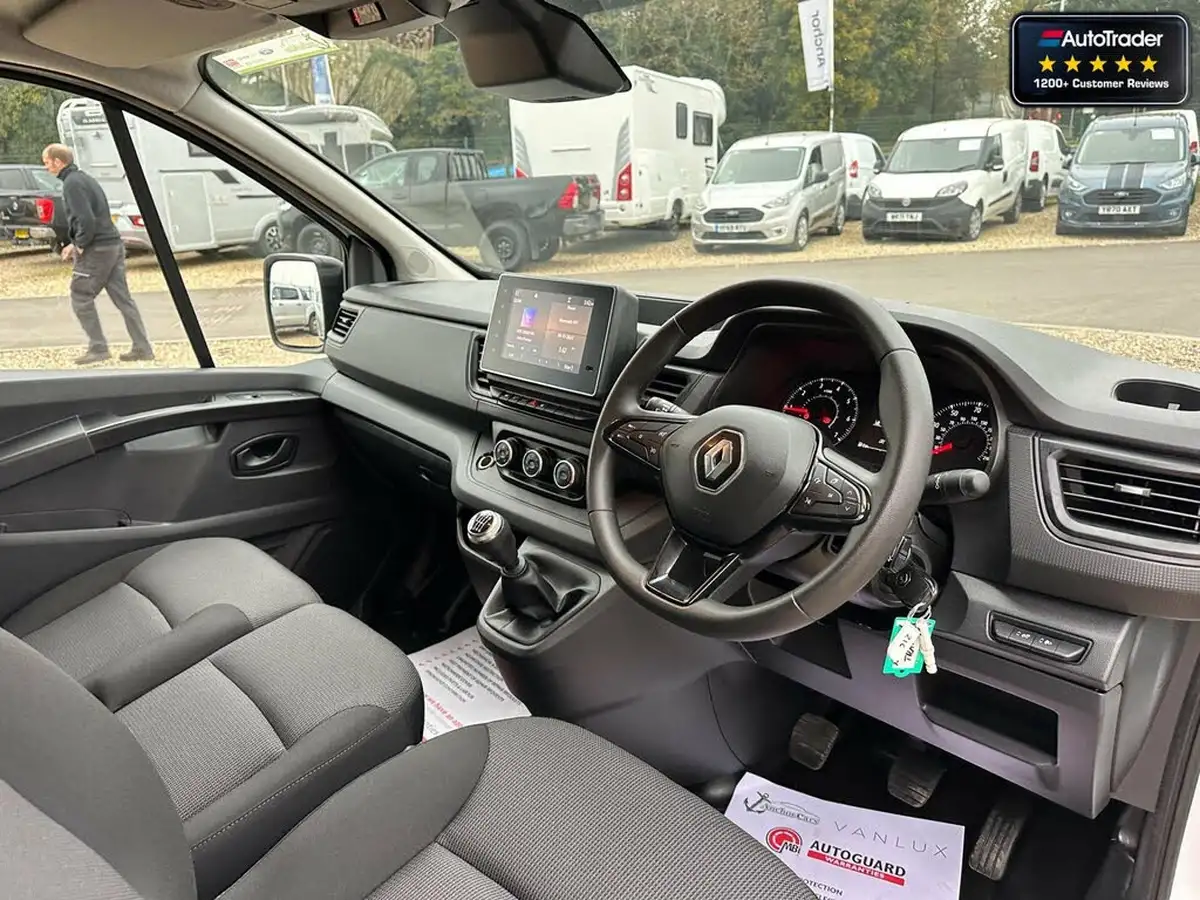 2022-renault-trafic-20dci-sl28-130-business-big-14