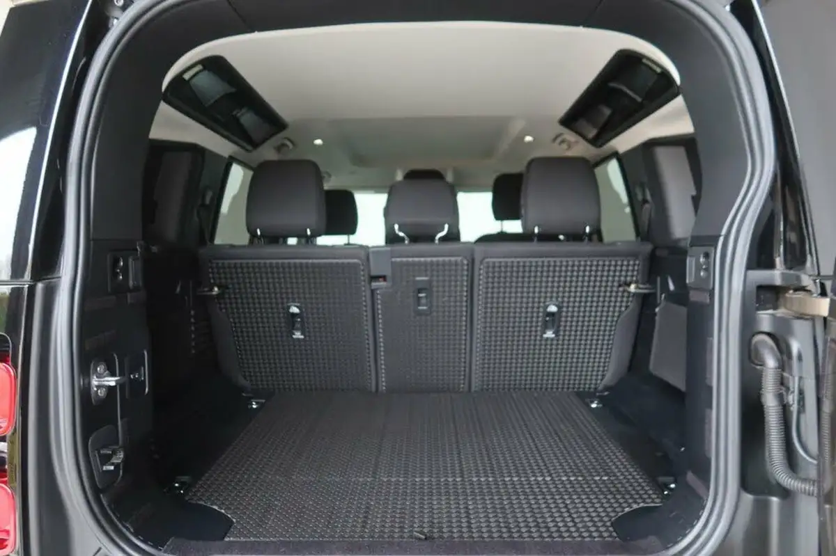 2021-land-rover-110-defender-30-d200-standard-big-5