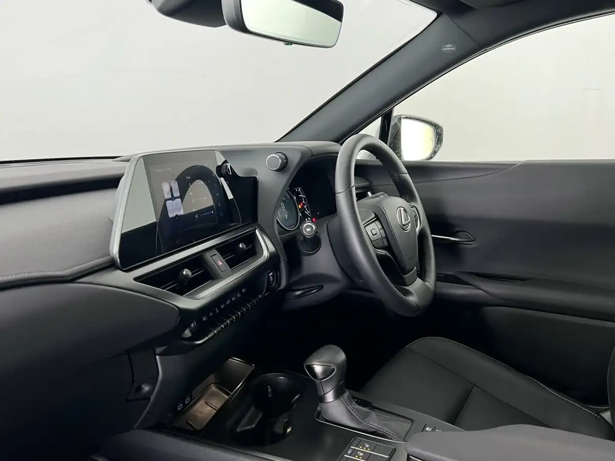 2023-lexus-ux-250h-20-f-sport-design-big-12