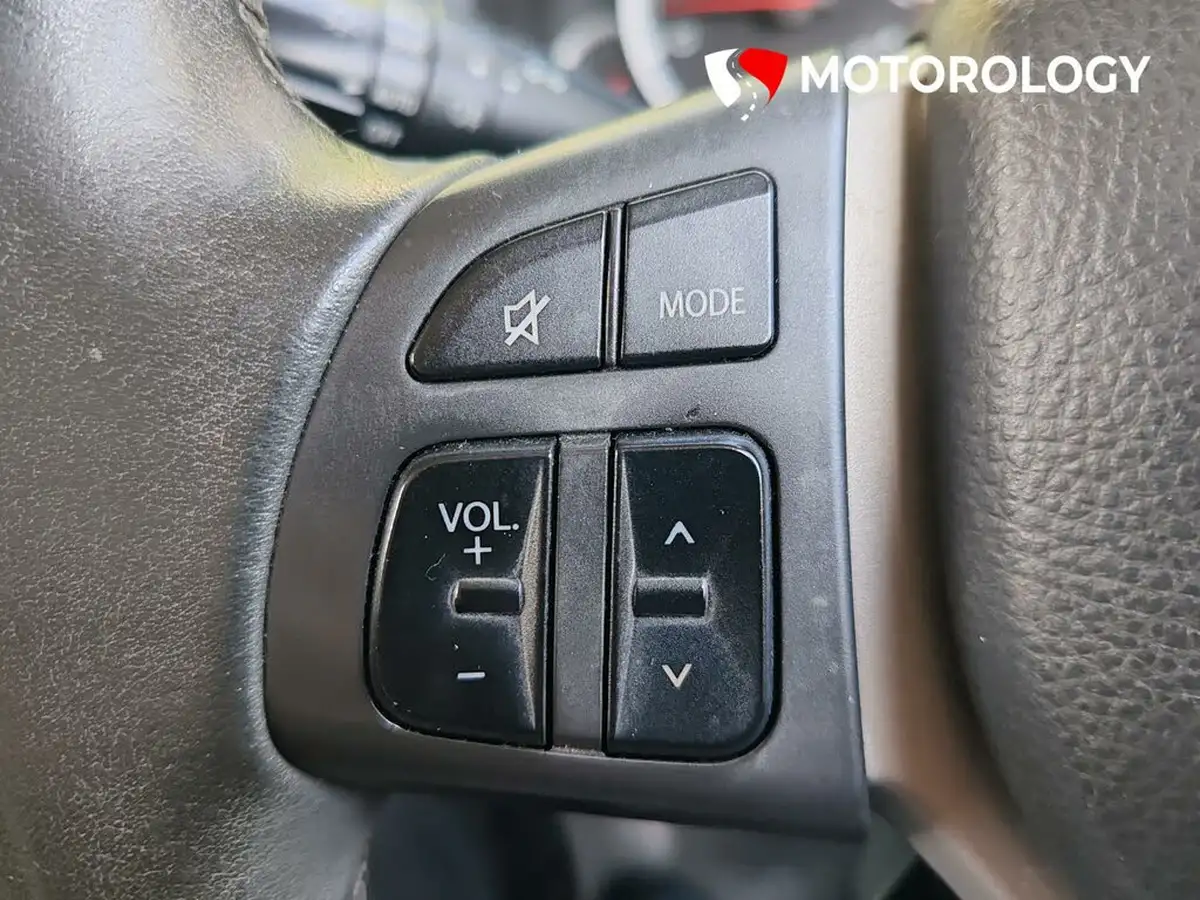 2013-suzuki-swift-12-sz4-93bhp-5d-big-21
