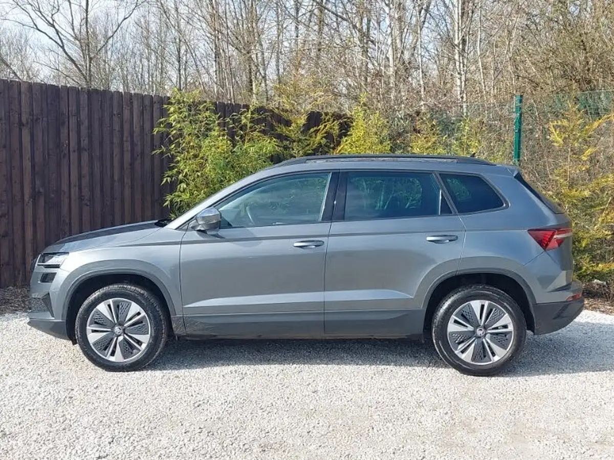 2023-skoda-karoq-15-tsi-se-drive-dsg-big-3