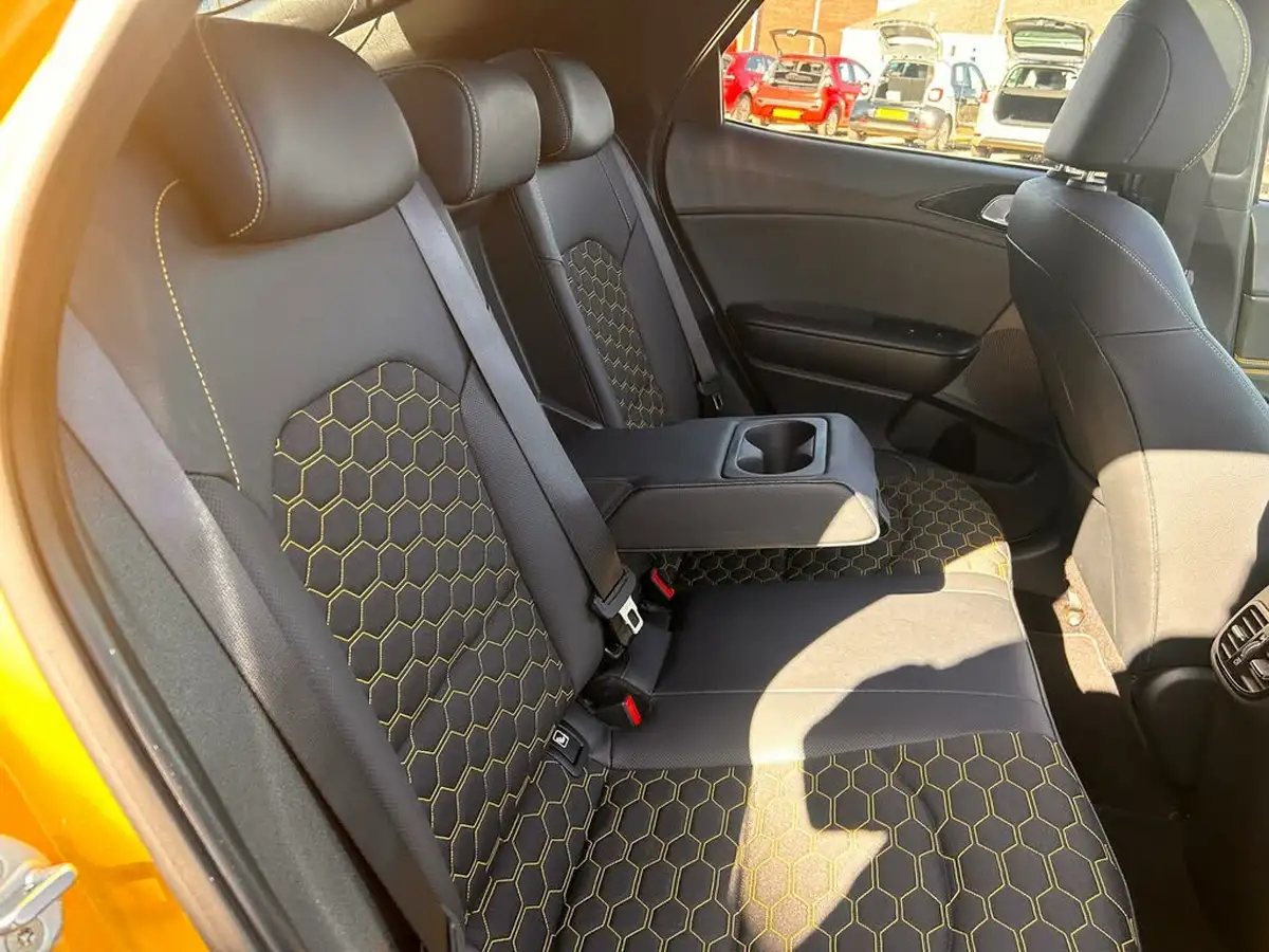 2020-kia-xceed-14-t-gdi-first-edition-big-27