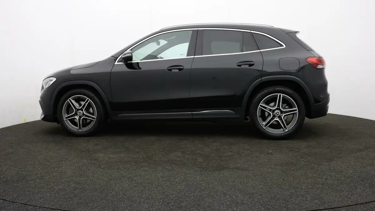 2021-mercedes-benz-gla-class-13-gla-180-amg-line-executive-1332cc-big-65