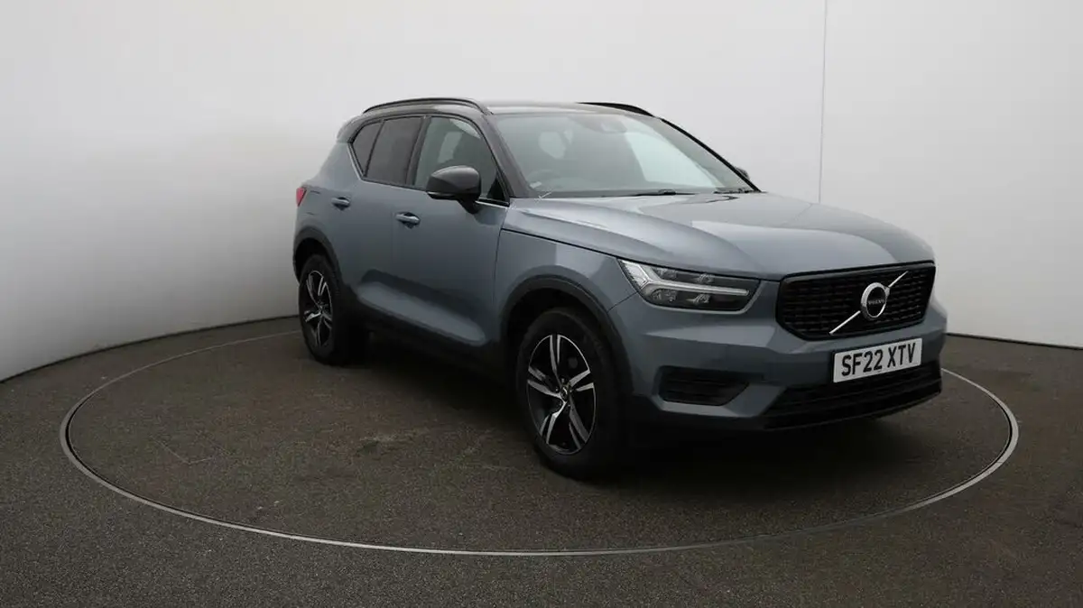 2022-volvo-xc40-15-t3-r-design-auto-big-35