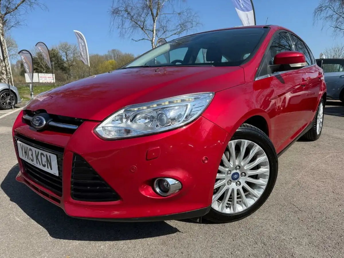 2013-ford-focus-16-titanium-x-182ps-hatchback-big-18