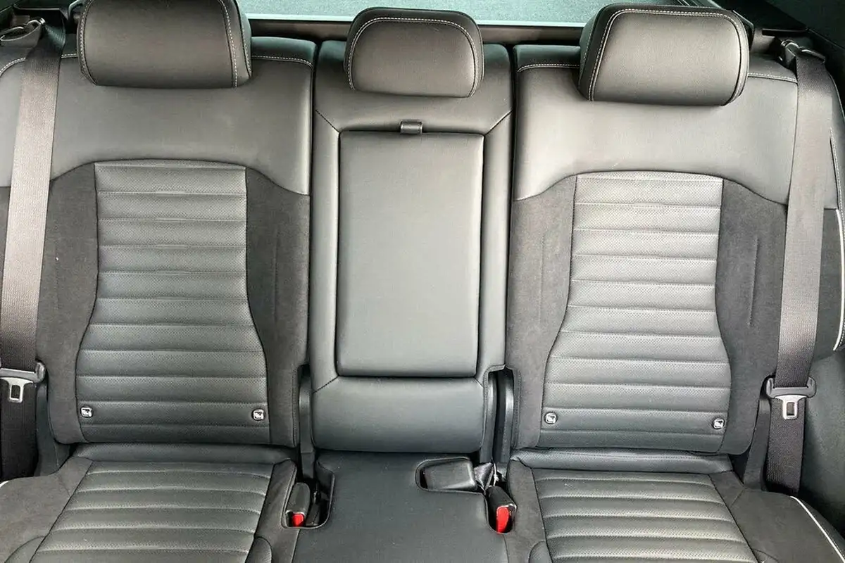 2023-kia-sportage-16-t-gdi-gt-line-s-226bhp-awd-hev-auto-big-10