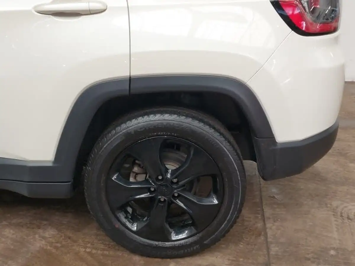 2019-jeep-compass-14-multiair-ii-night-eagle-big-13