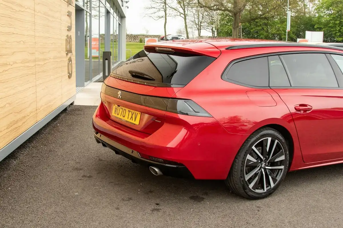 2020-peugeot-508-sw-16-puretech-gt-225bhp-hybrid-e-eat8-big-8