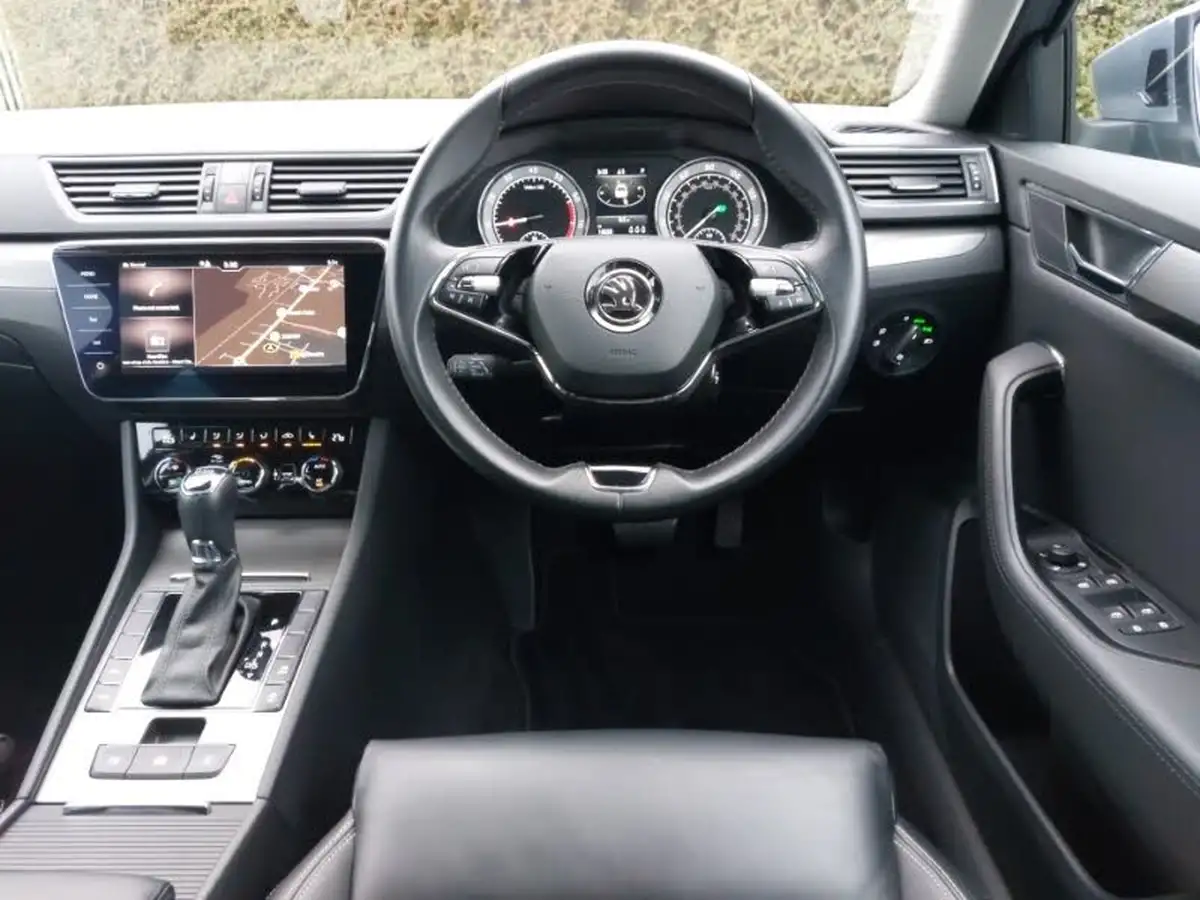2020-skoda-superb-15-tsi-se-l-hatchback-dsg-big-6