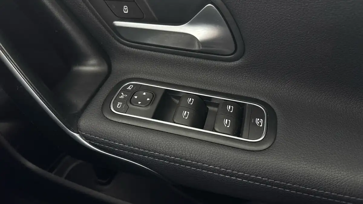 2022-mercedes-benz-cla-20-cla-35-amg-premium-shooting-brake-5d-big-20