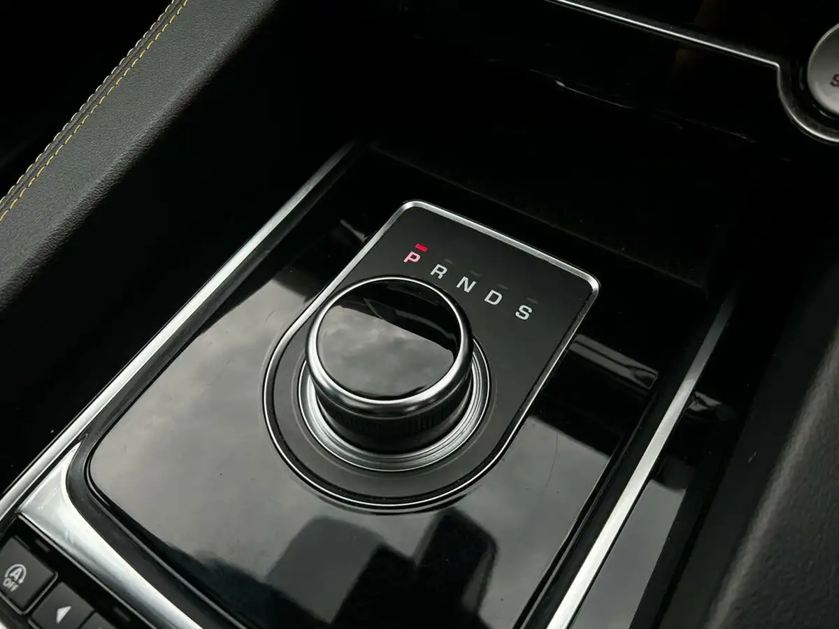 2019-jaguar-f-pace-20i-300-sport-big-49