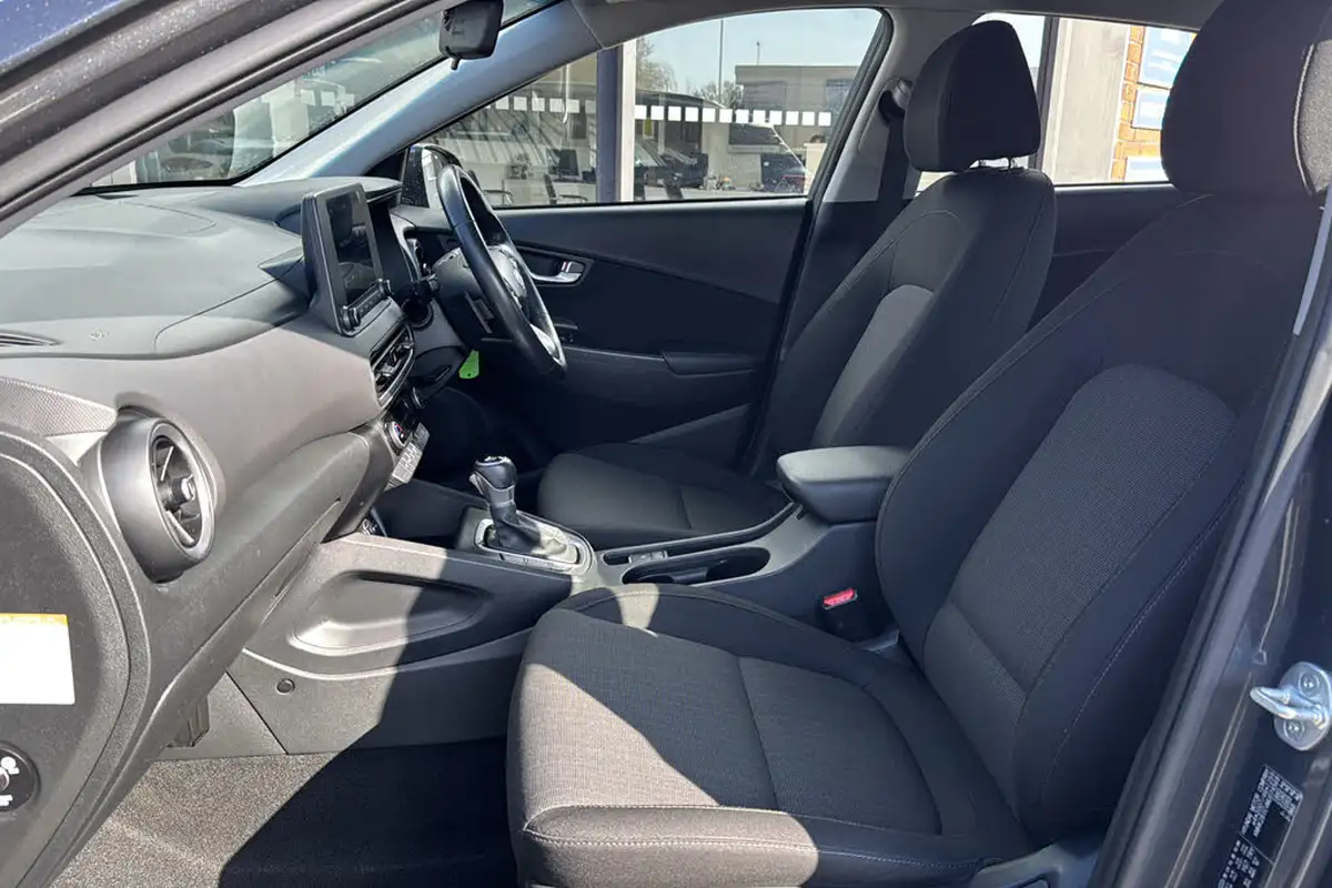 2021-hyundai-kona-16-gdi-se-connect-big-33