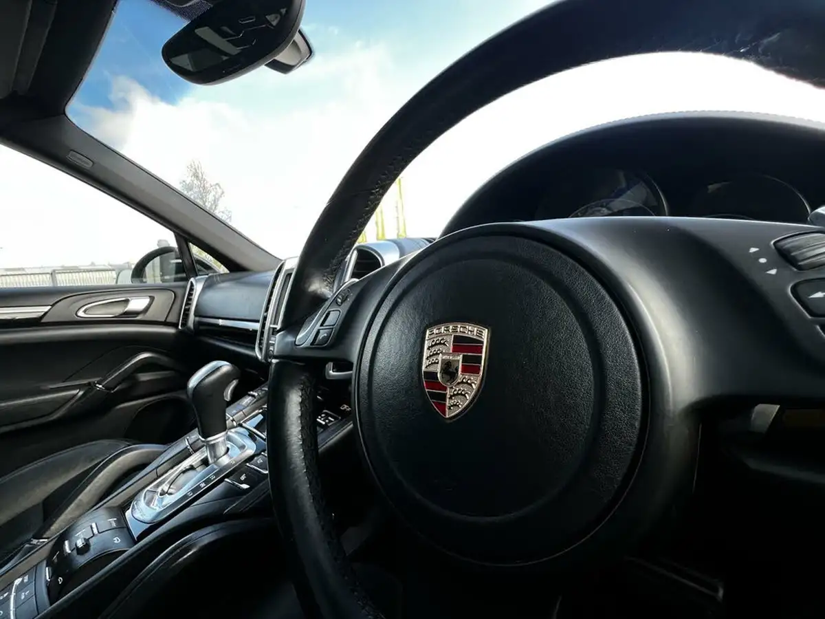 2012-porsche-cayenne-30-s-big-69