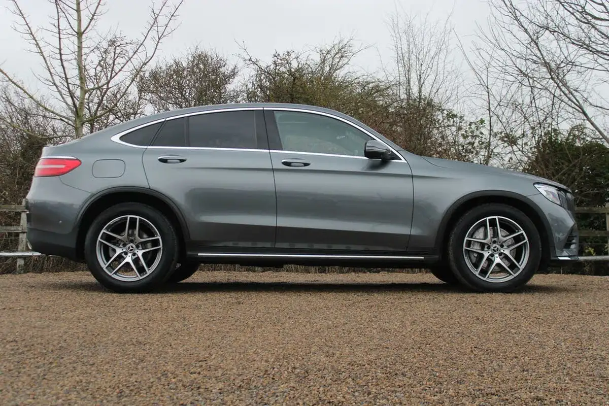 2018-mercedes-benz-glc-class-20-glc250-amg-line-premium-plusss-coupe-4d-big-1