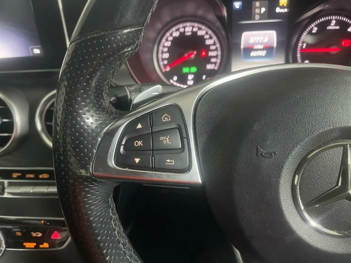 2017-mercedes-benz-c-class-21d-c220d-amg-line-premiumss-saloon-4d-4matic-9g-tronic-plus-big-17