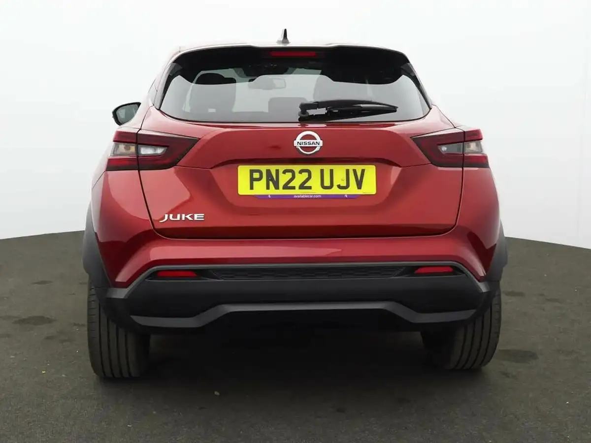 2022-nissan-juke-10-dig-t-tekna-big-2