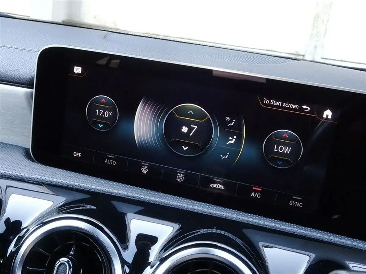 2020-mercedes-benz-cla-13-cla-200-amg-line-coupe-4d-7g-dct-big-21