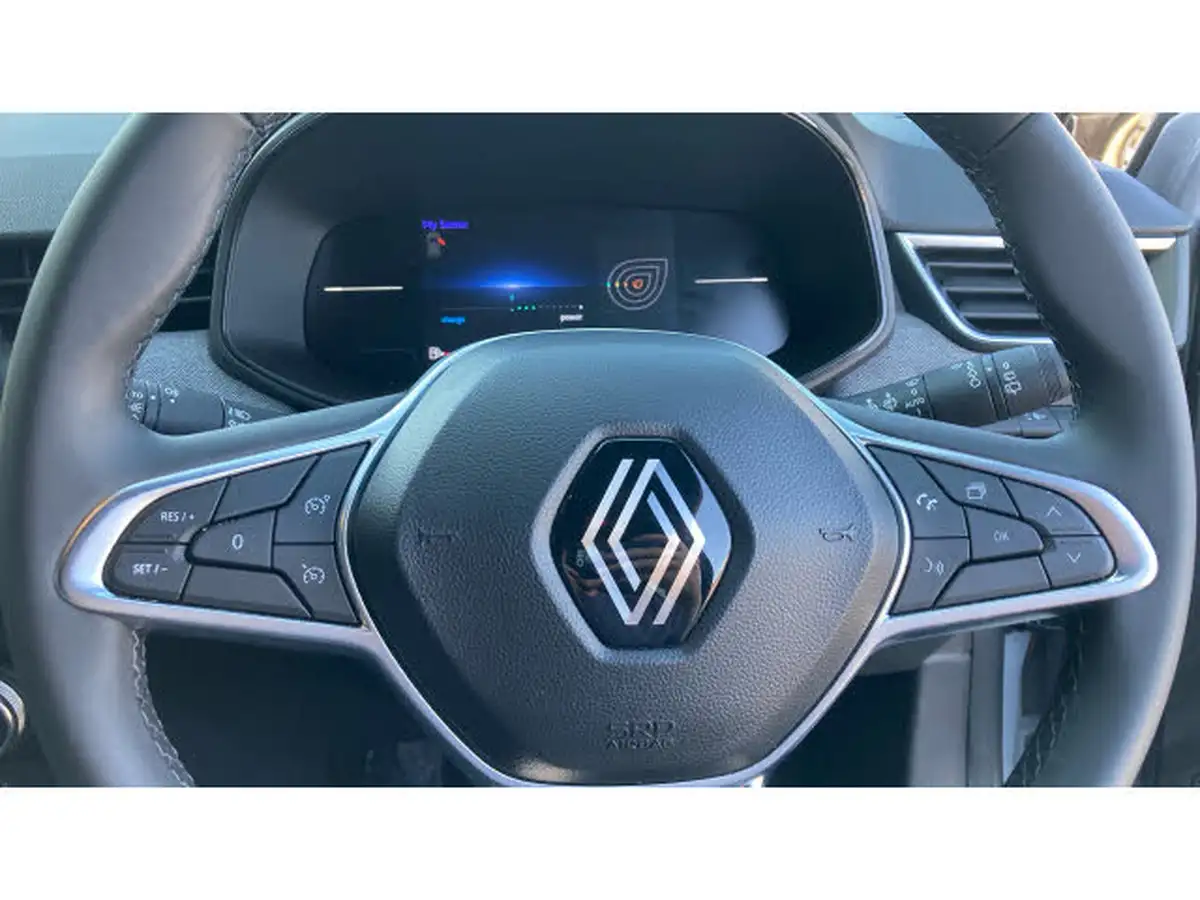 2024-renault-clio-16-techno-big-21