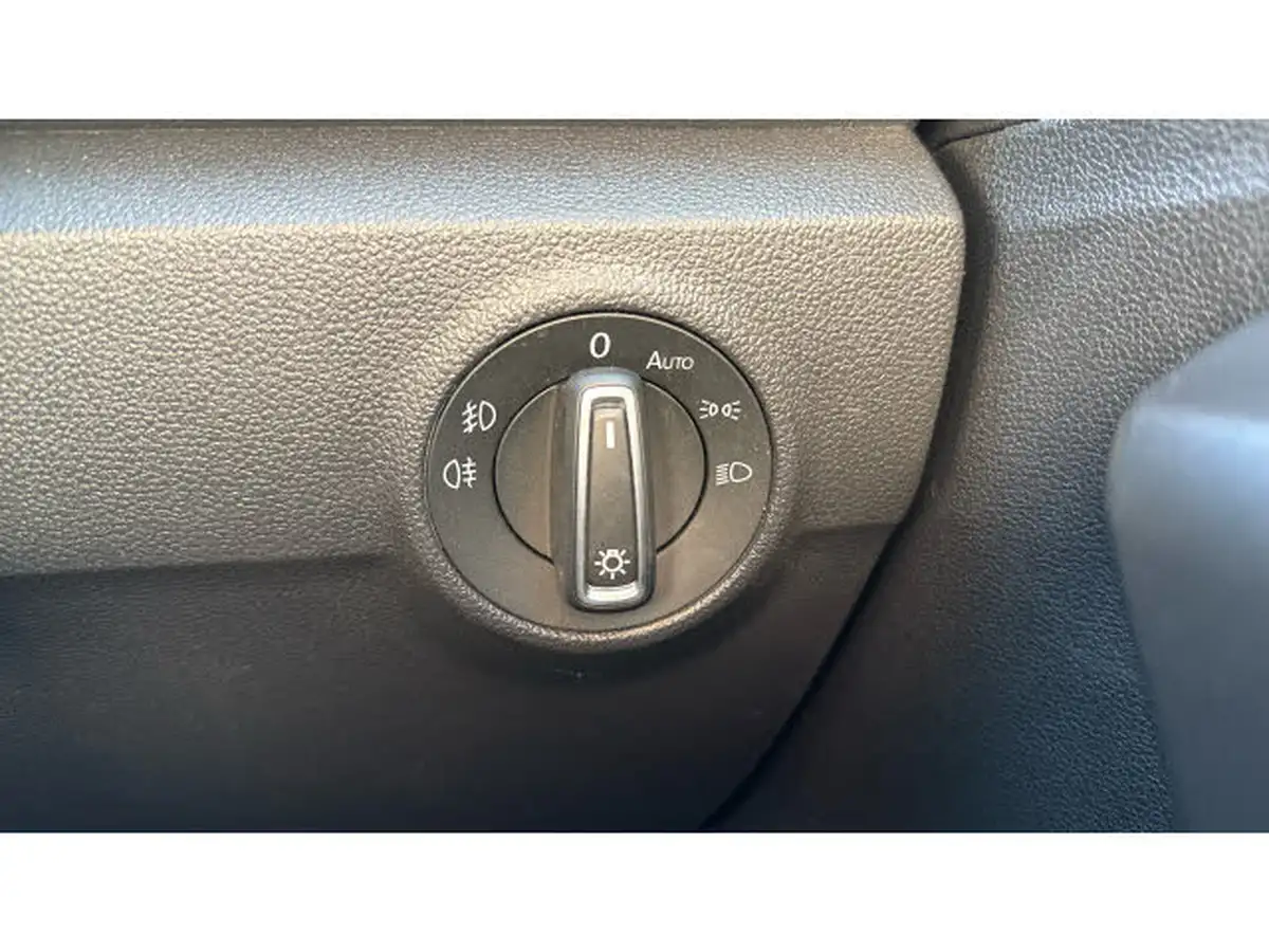 2019-volkswagen-t-roc-15-tsi-sel-dsg-big-22