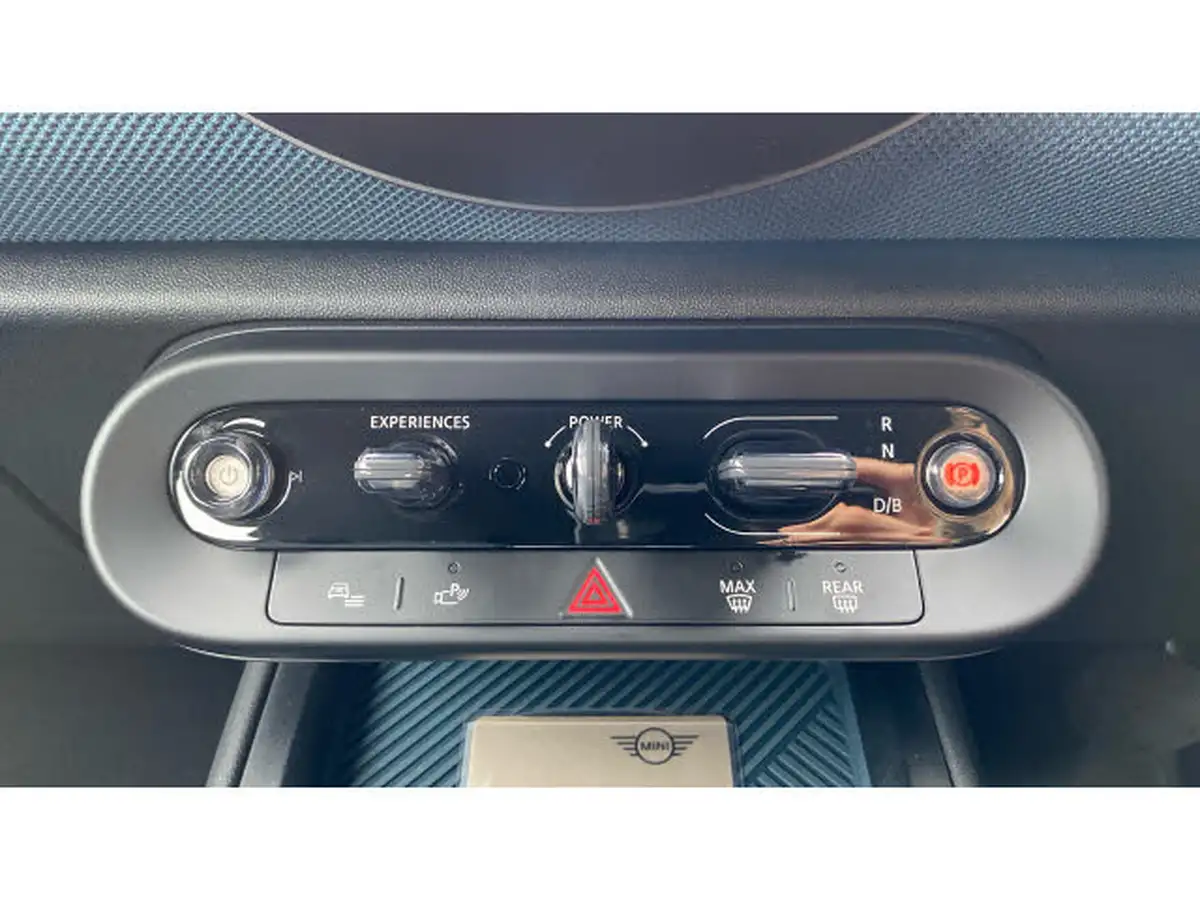 2024-mini-countryman-e-cooper-e-exclusive-big-9