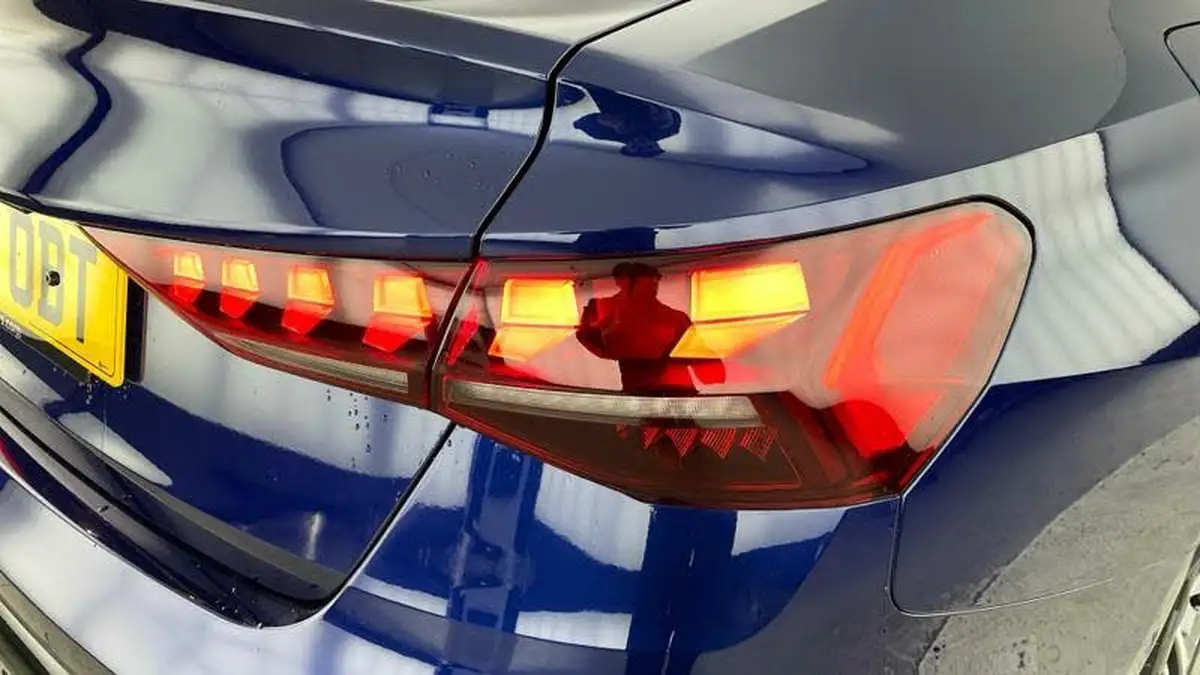 2024-audi-a3-15-35-tfsi-s-line-saloon-4d-big-28