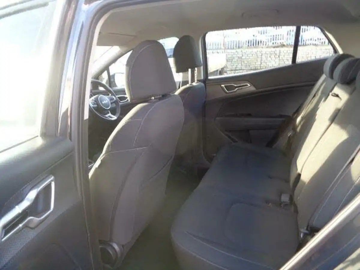 2023-kia-sportage-16-t-gdi-2-148bhp-big-12
