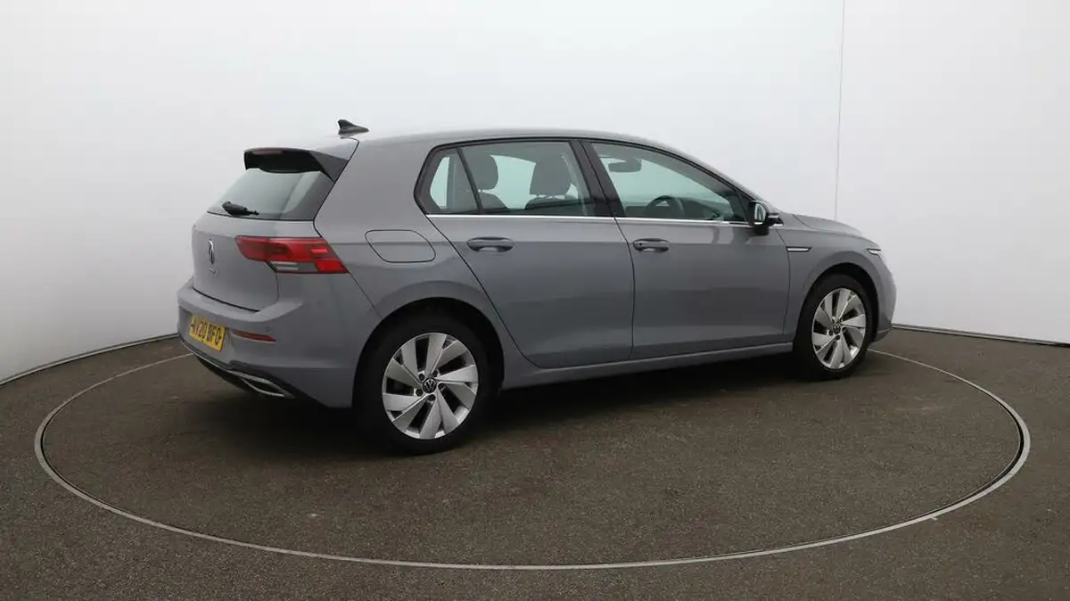 2020-volkswagen-golf-15-tsi-style-130ps-hatchback-big-45