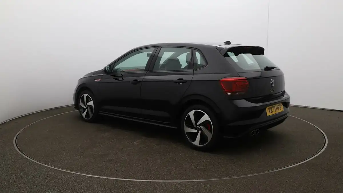 2021-volkswagen-polo-20-tsi-gti-big-56