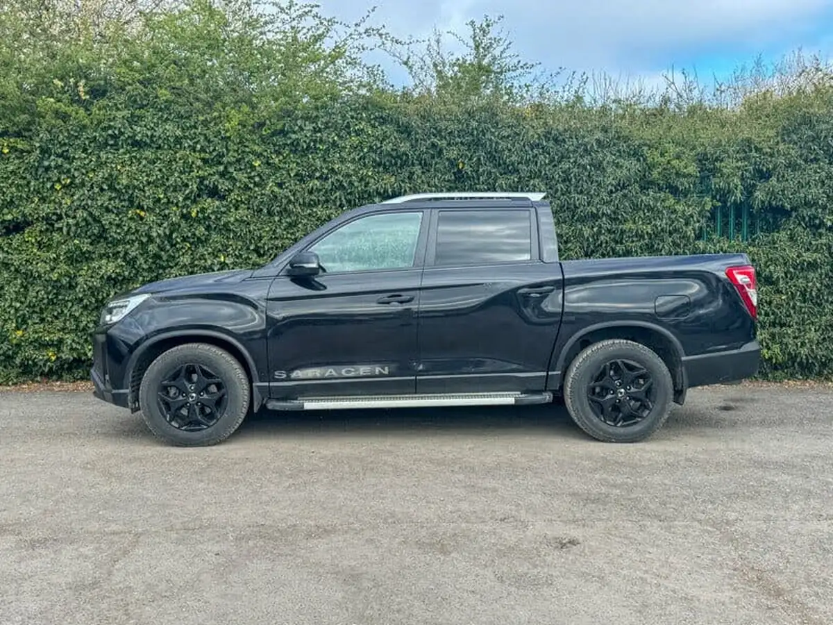 2023-kgm-ssangyong-musso-22td-saracen-202pseu6d-big-4