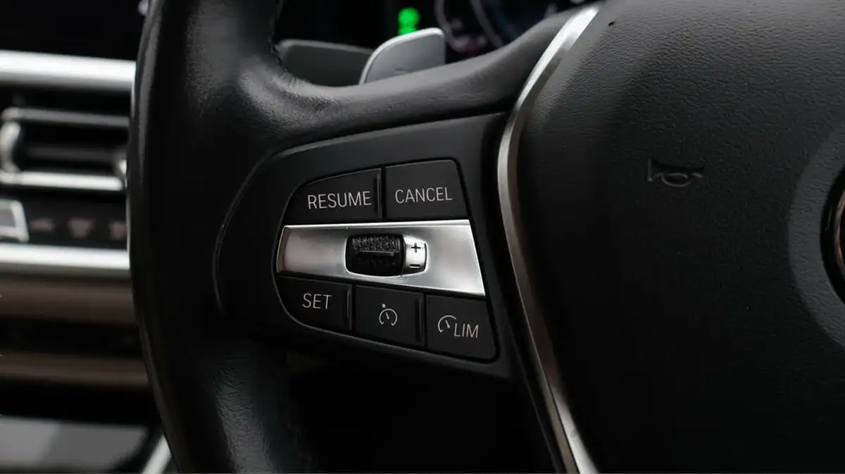 2019-bmw-3-series-20-330e-sport-pro-big-22