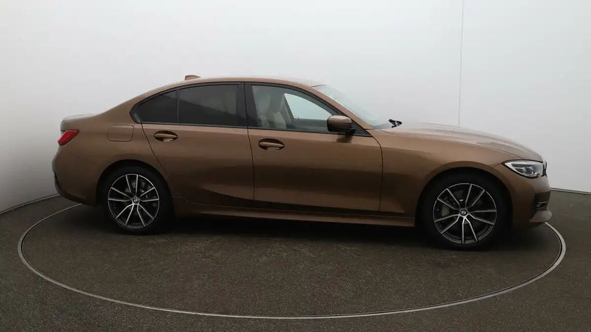 2019-bmw-3-series-20-330e-sport-pro-big-39