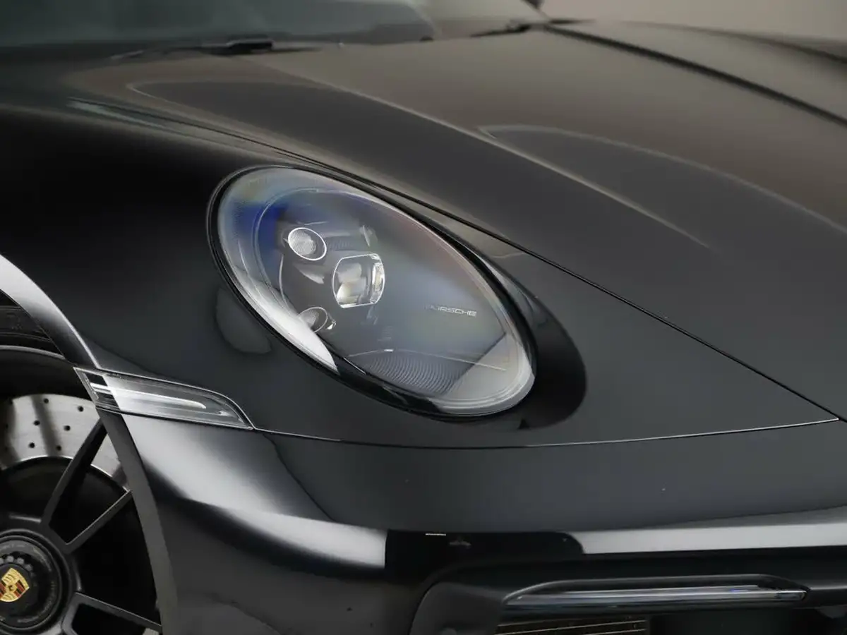 2022-porsche-911-30-carrera-4-gts-coupe-big-45
