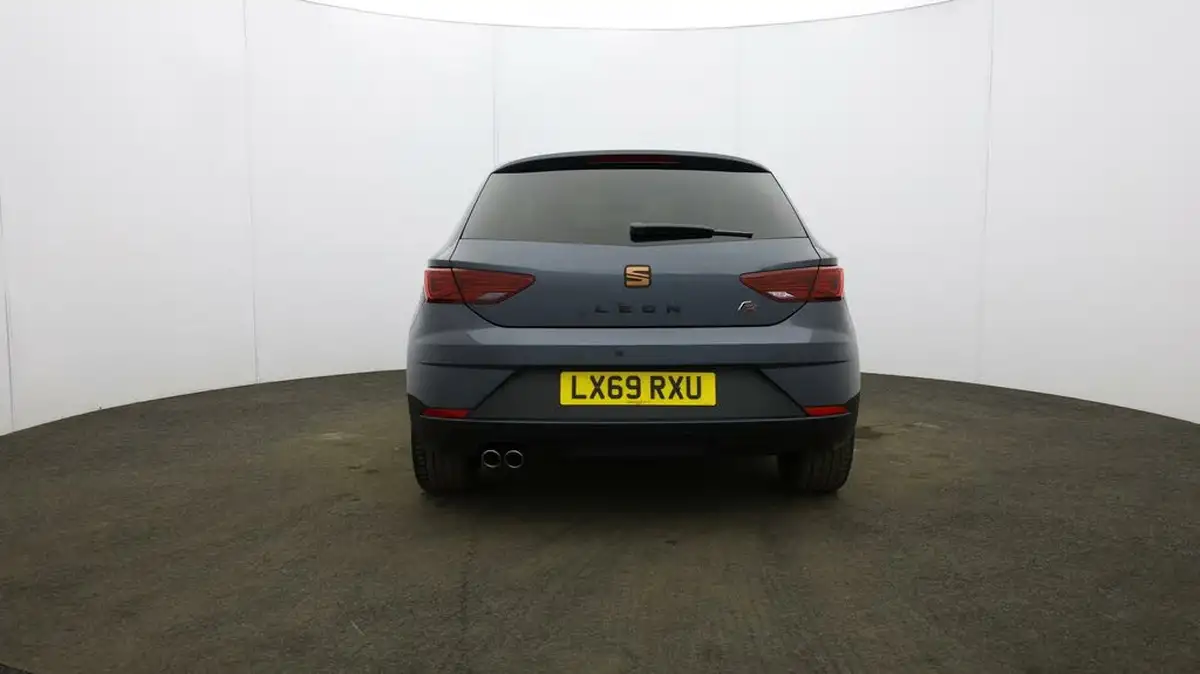 2019-seat-leon-20-tsi-fr-sport-hatchback-big-55