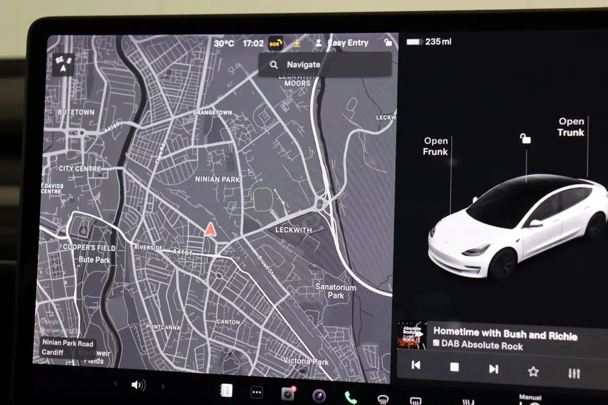 2019-tesla-model-3-e-4x4-performance-pack-big-9