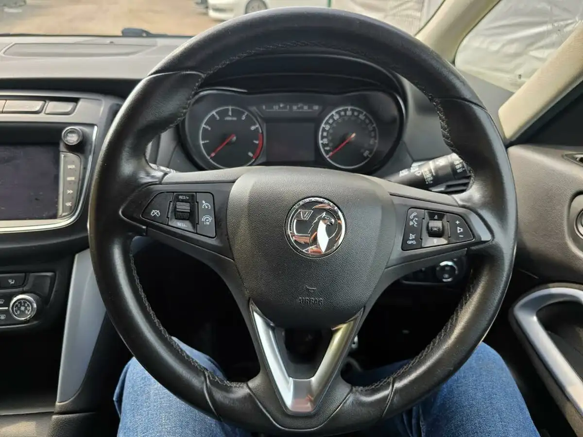 2017-vauxhall-zafira-tourer-14i-16v-turbo-sri-nav-leather-pk-auto-big-41