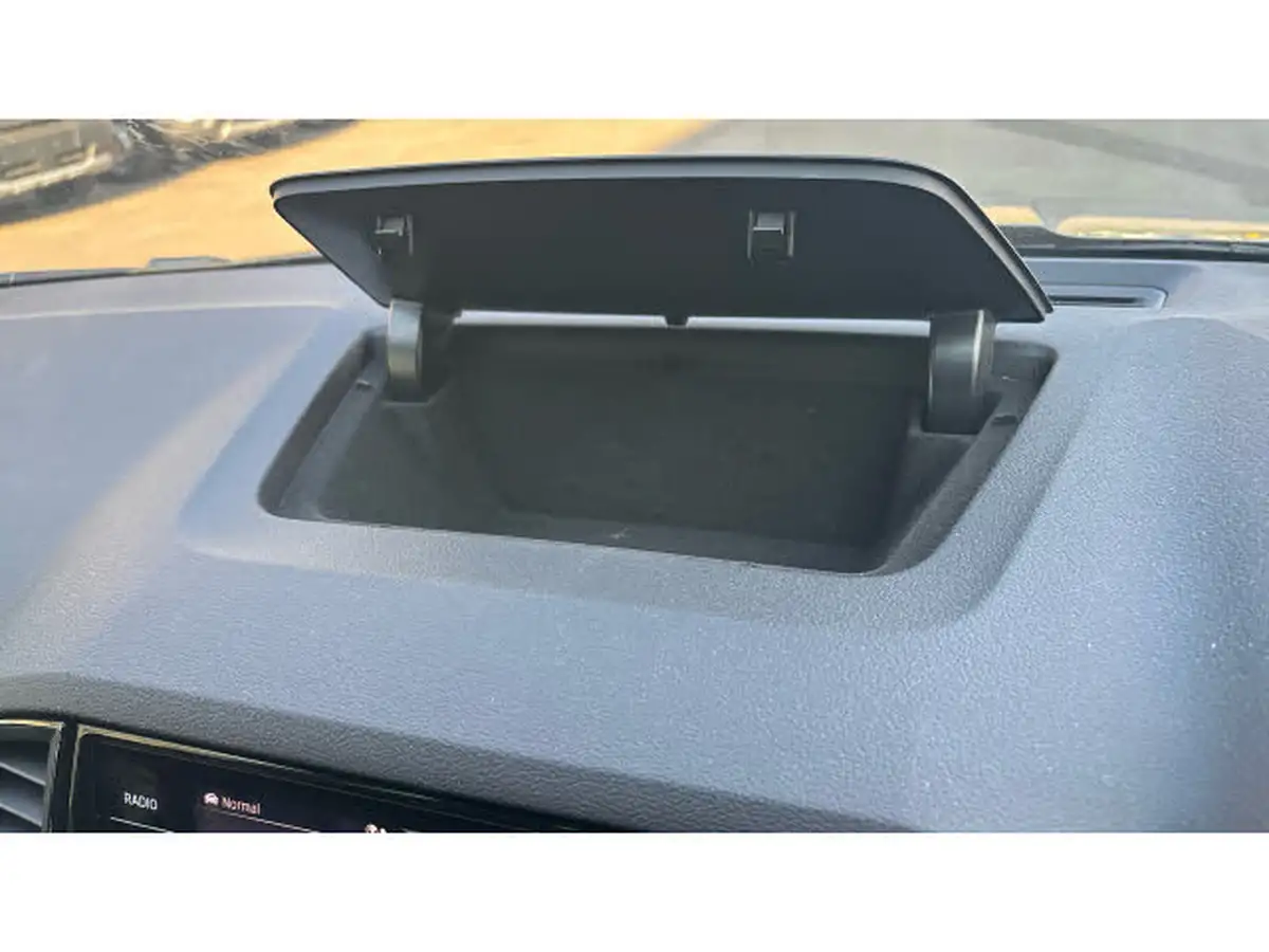 2022-skoda-karoq-15-tsi-sportline-big-27
