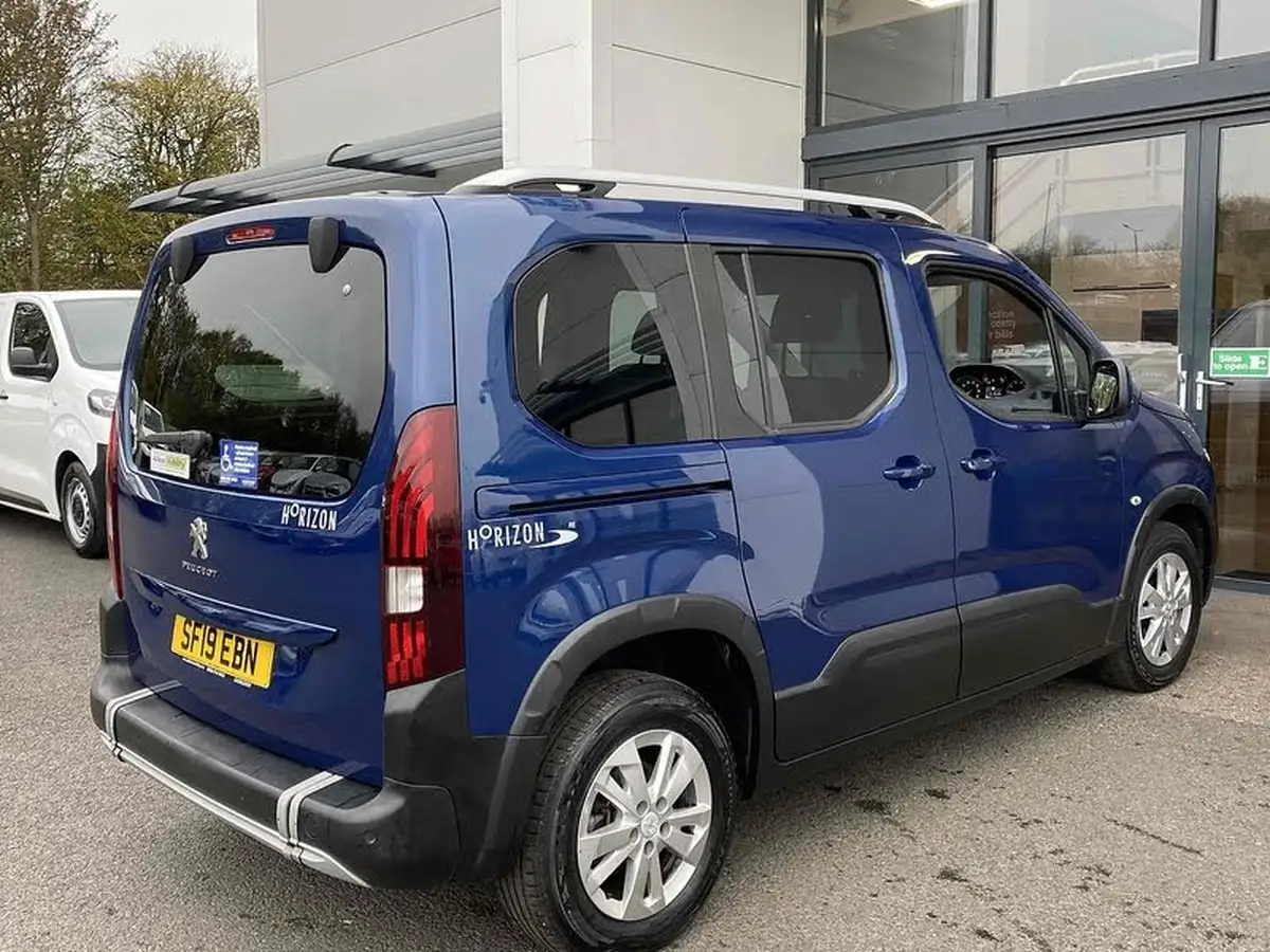 2019-peugeot-rifter-15-bluehdi-allure-100bhp-standard-big-16