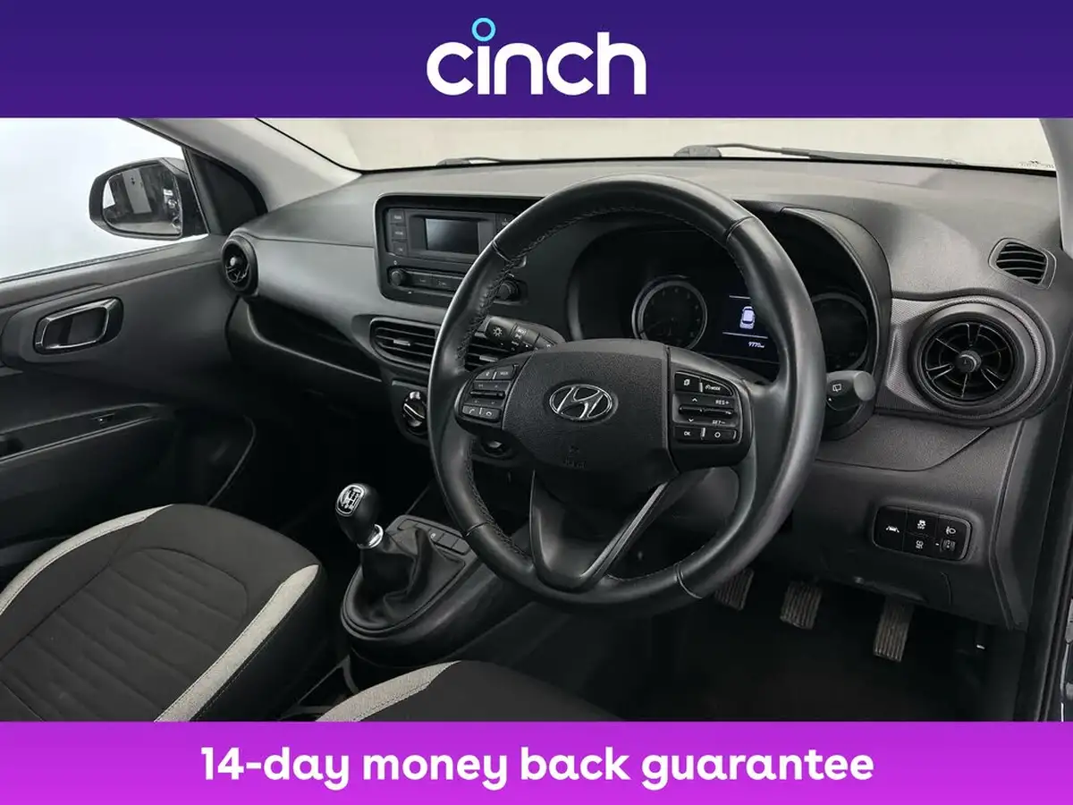 2022-hyundai-i10-10-se-big-8