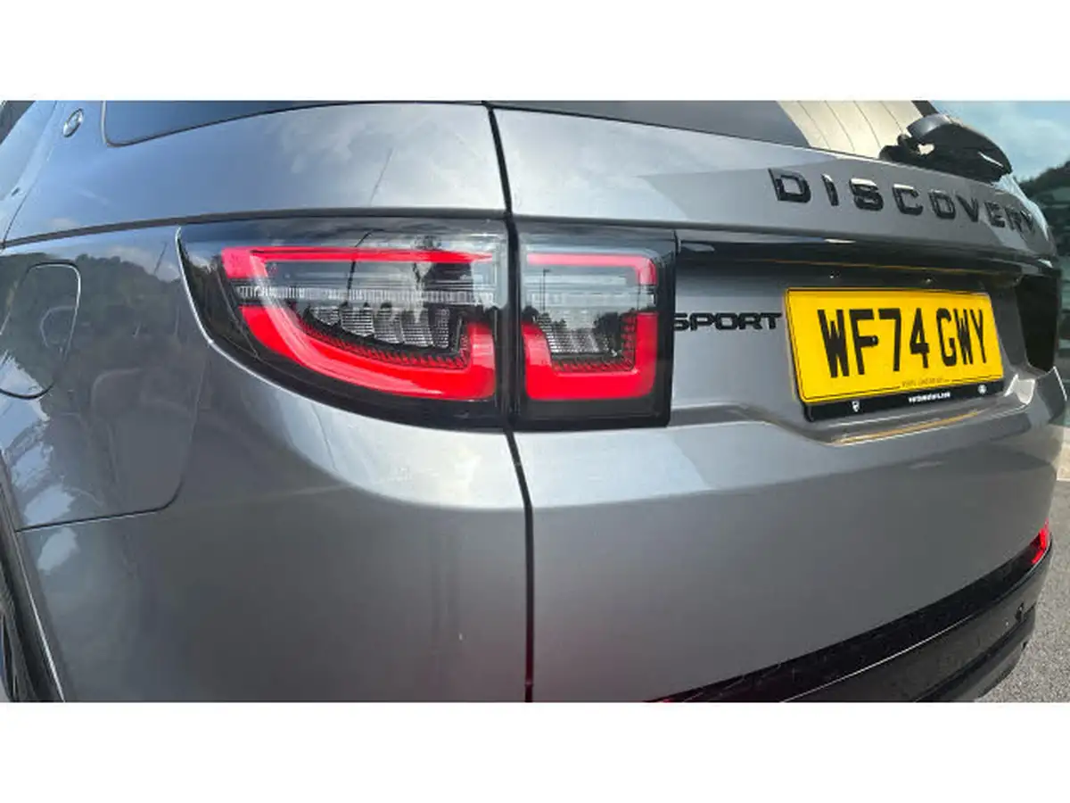 2024-land-rover-discovery-sport-15-p300e-dynamic-se-big-31